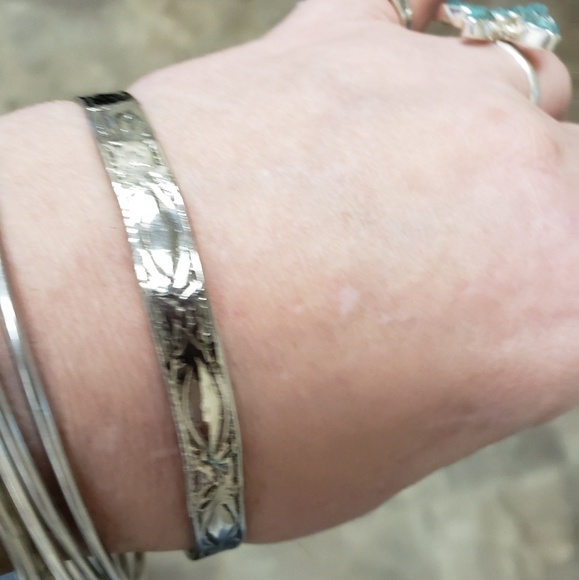 TAXCO MEXICO SOLID .925 BANGLE story teller bracelet rare - Picture 6 of 7